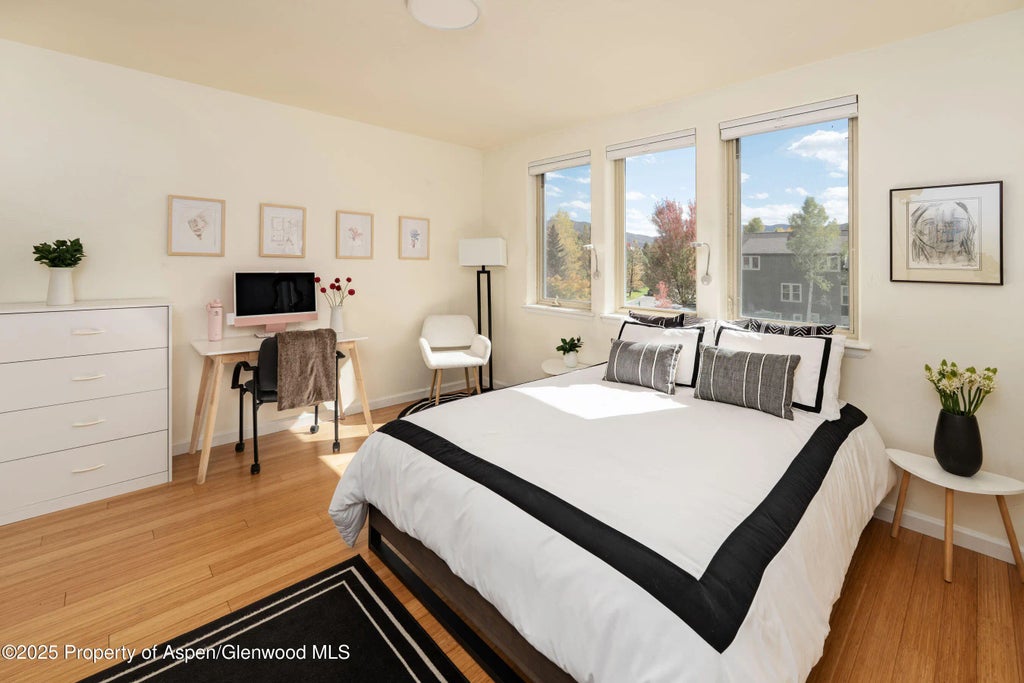 13 of 37 - 104 Lakeside Court, Basalt, CO