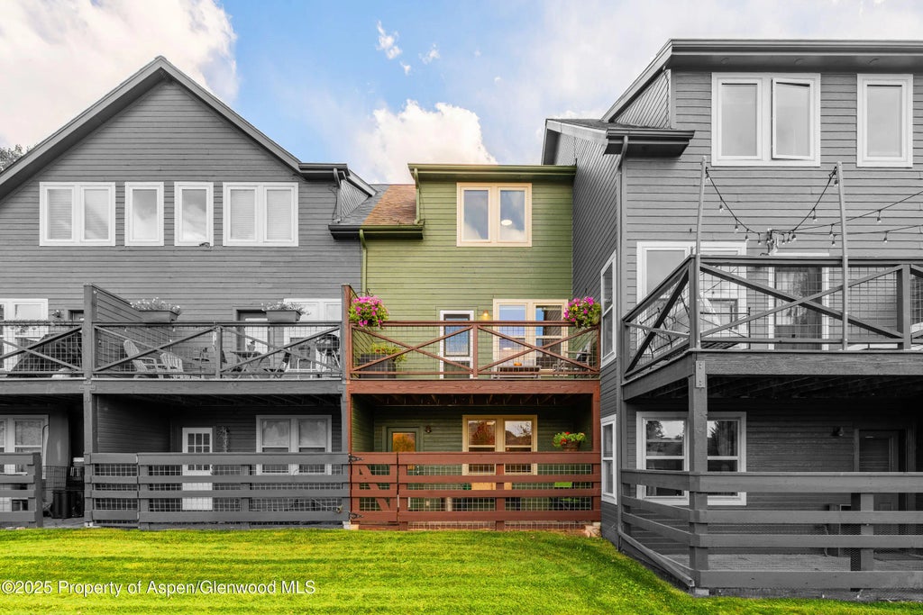 7 of 39 - 104 Lakeside Court, Basalt, CO