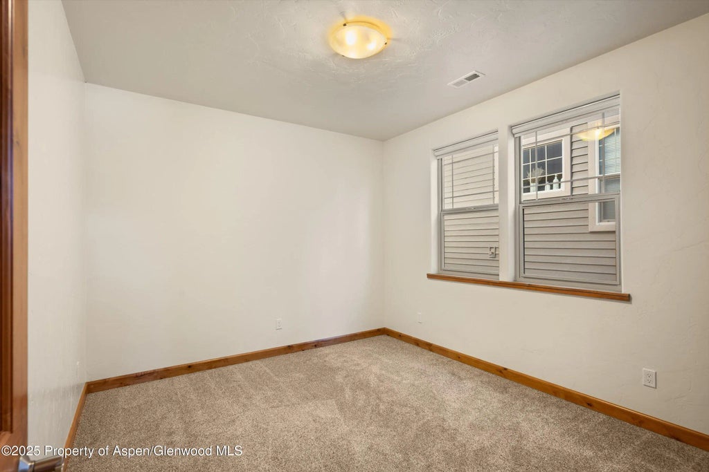17 of 31 - 156 N Wildhorse Drive, New Castle, CO