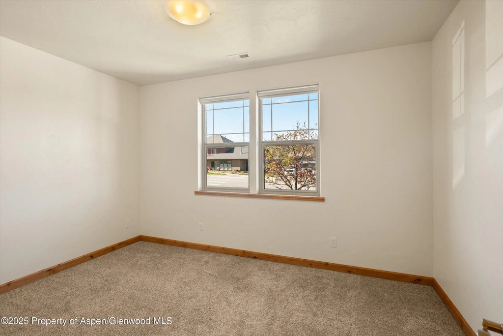 19 of 31 - 156 N Wildhorse Drive, New Castle, CO