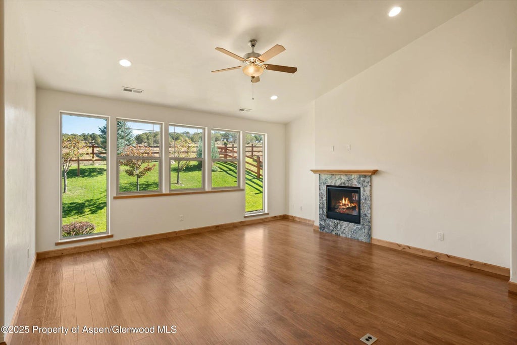 7 of 31 - 156 N Wildhorse Drive, New Castle, CO