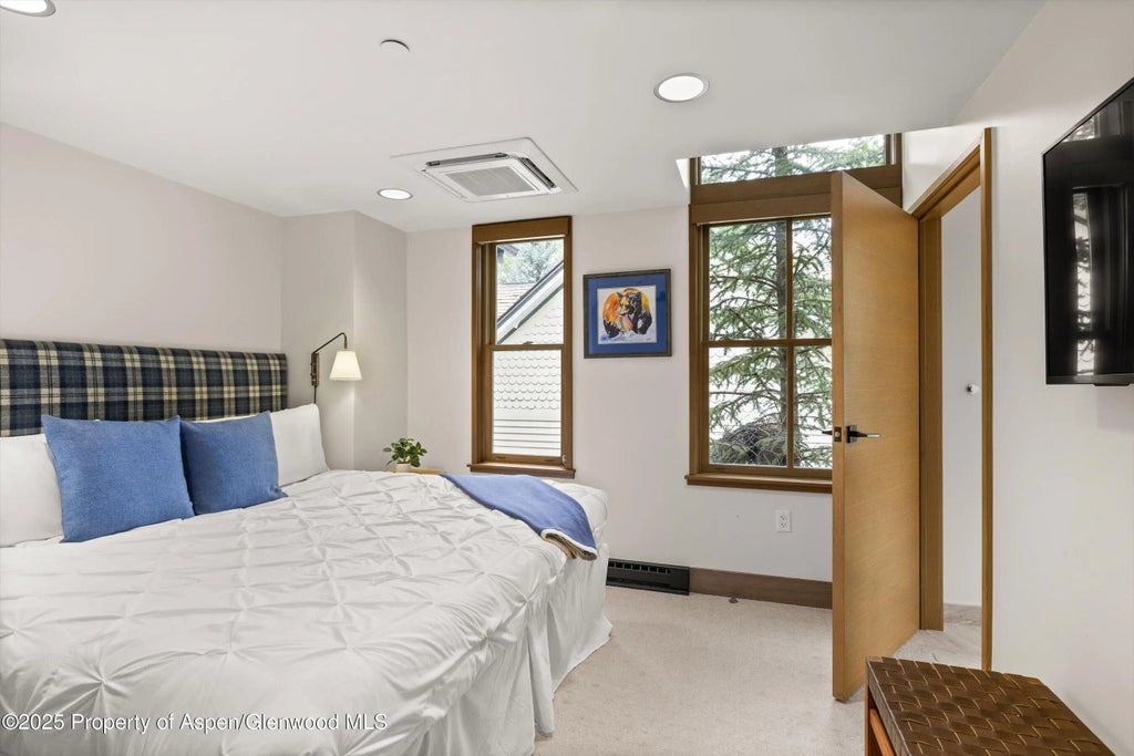 16 of 58 - 122 W Main Street, Aspen, CO