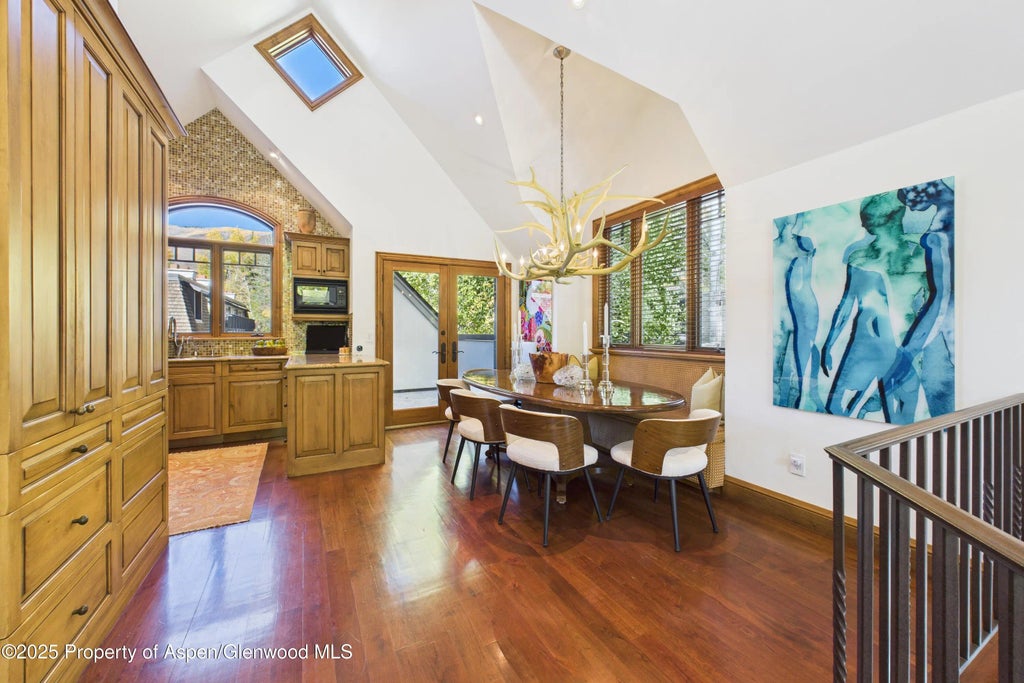 19 of 38 - 914 E Cooper Avenue, Aspen, CO