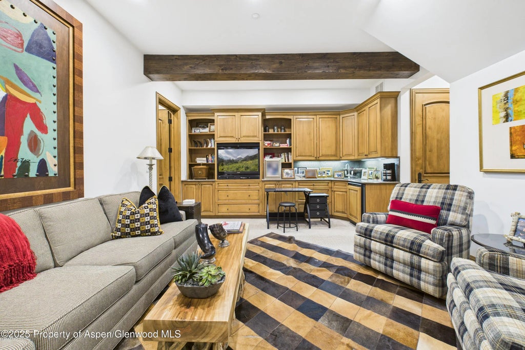 25 of 38 - 914 E Cooper Avenue, Aspen, CO