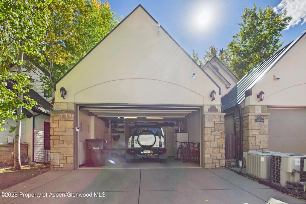 38 of 38 - 914 E Cooper Avenue, Aspen, CO