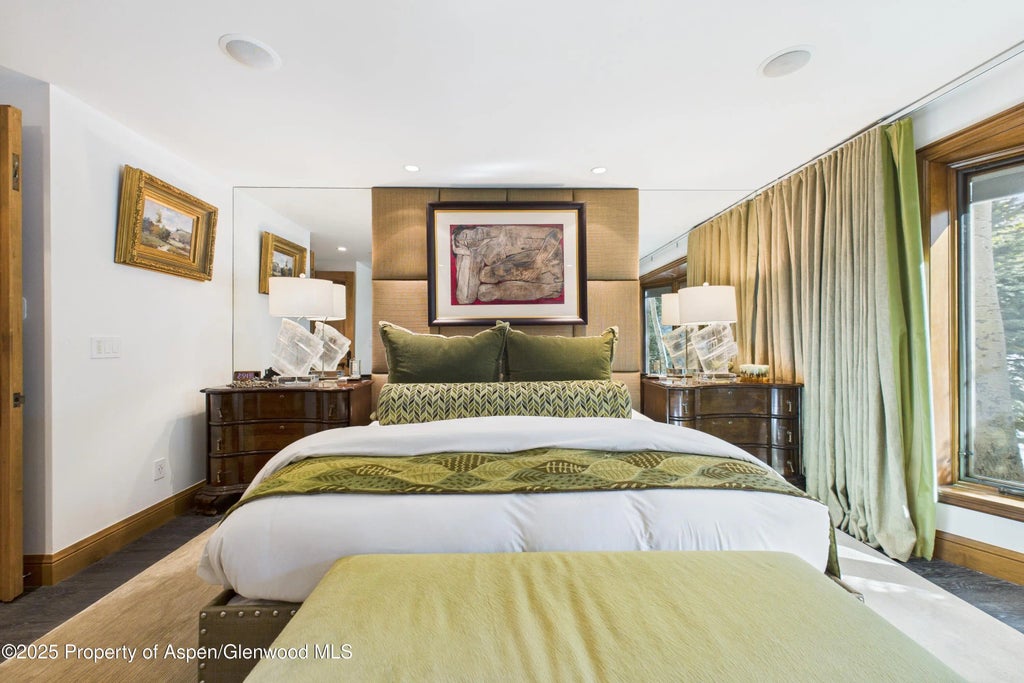 7 of 38 - 914 E Cooper Avenue, Aspen, CO