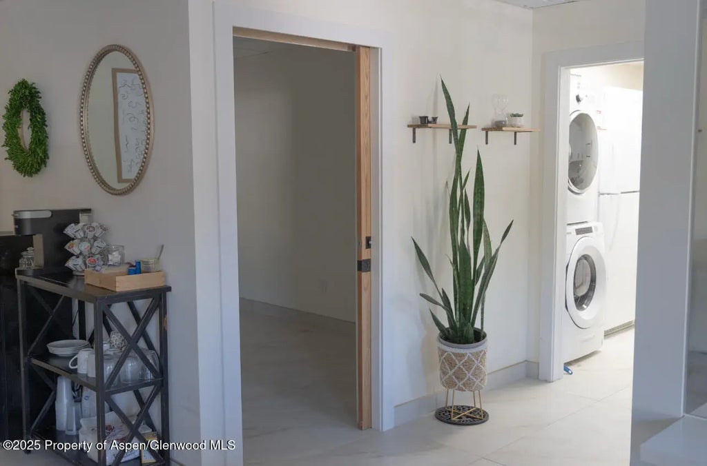 9 of 16 - 401 23rd Street 206, Glenwood Springs, CO