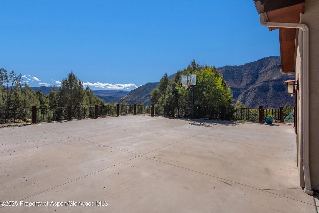 47 of 61 - 621 Elk Run Road, New Castle, CO