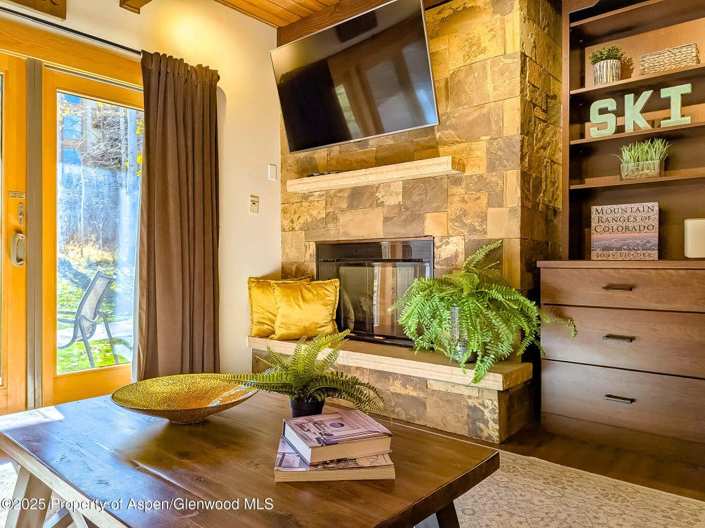 14 of 31 - 690 Carriage Way C2g, Snowmass Village, CO