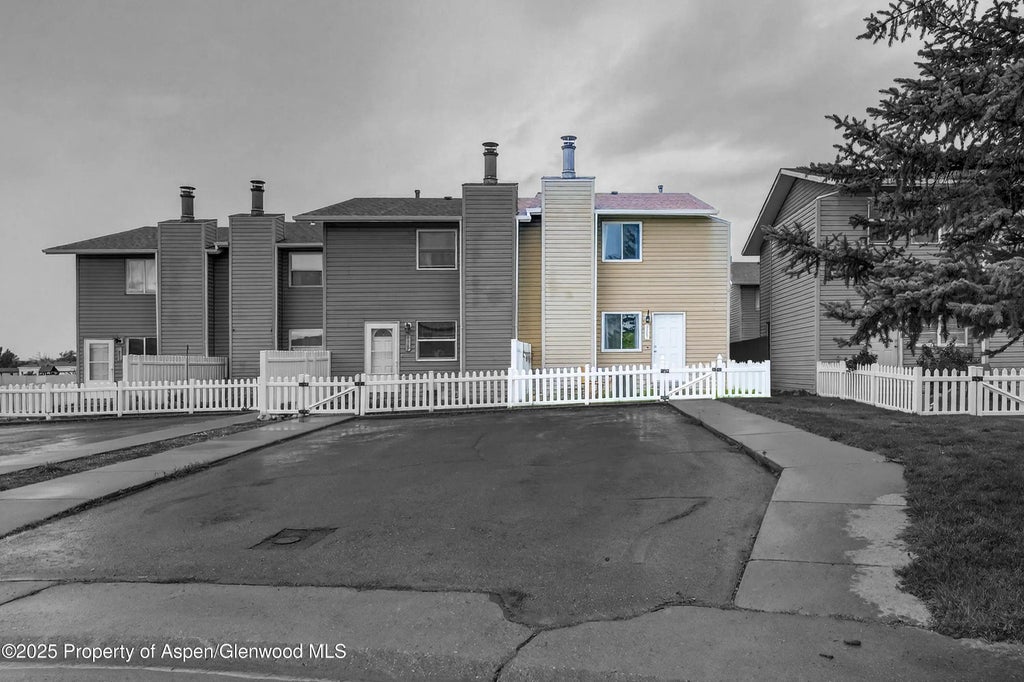 3 of 23 - 2409 24th Place, Rifle, CO