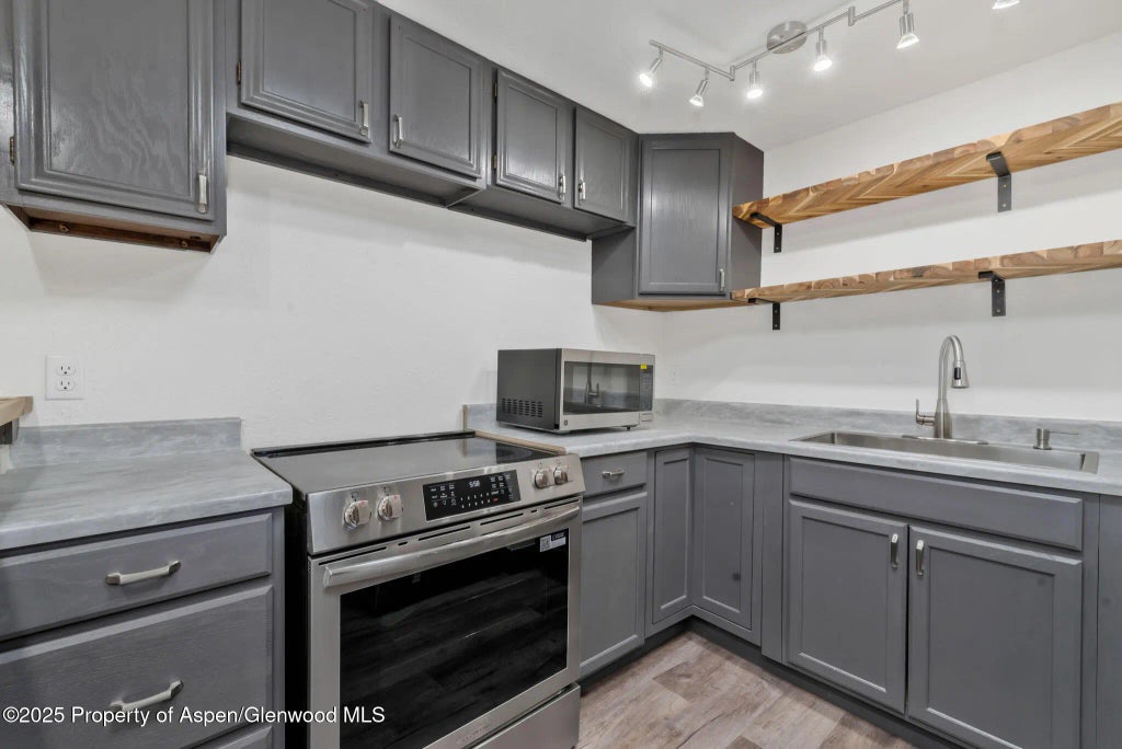 16 of 40 - 295 S Spruce Street, Hayden, CO