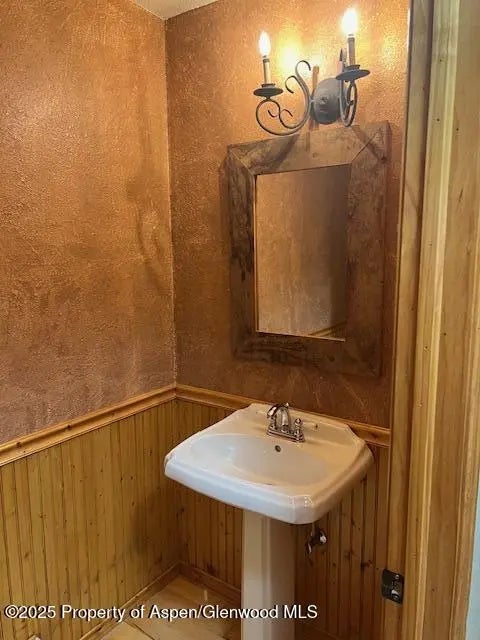 38 of 48 - 211 28th Court, Rifle, CO