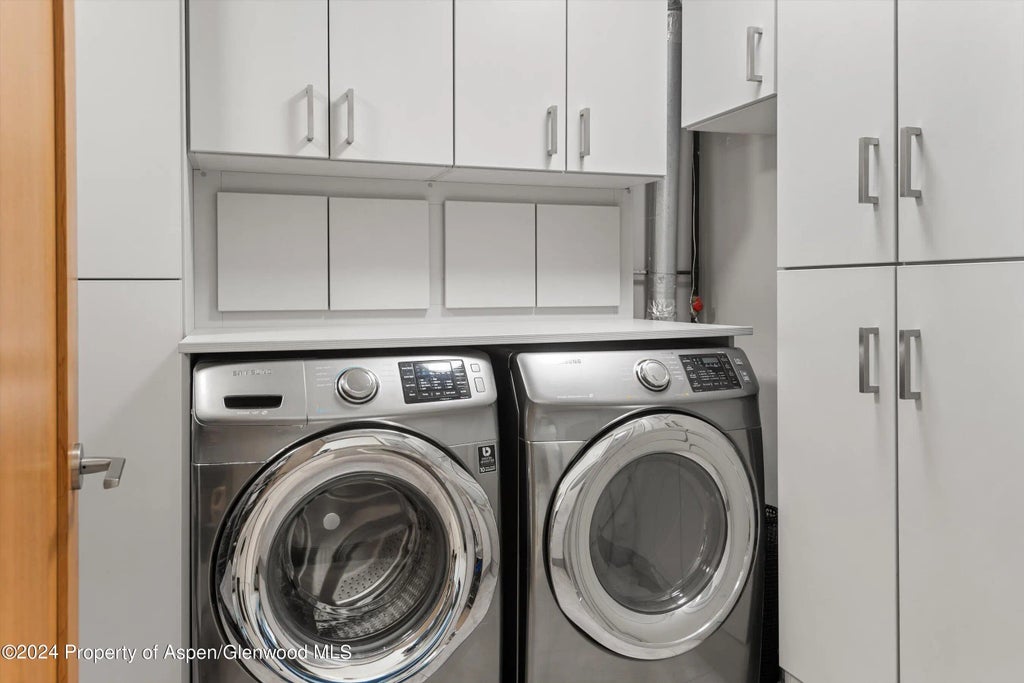 13 of 21 - 117 Neale Avenue, Aspen, CO