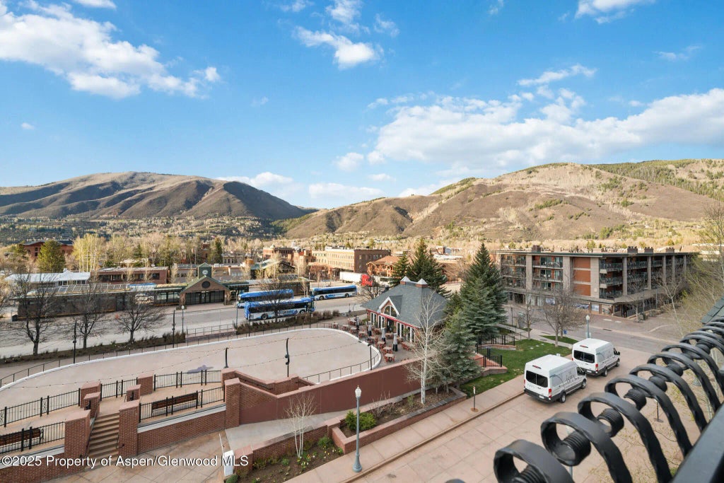11 of 34 - 415 E Dean St, Unit 46, Week 34, Aspen, CO
