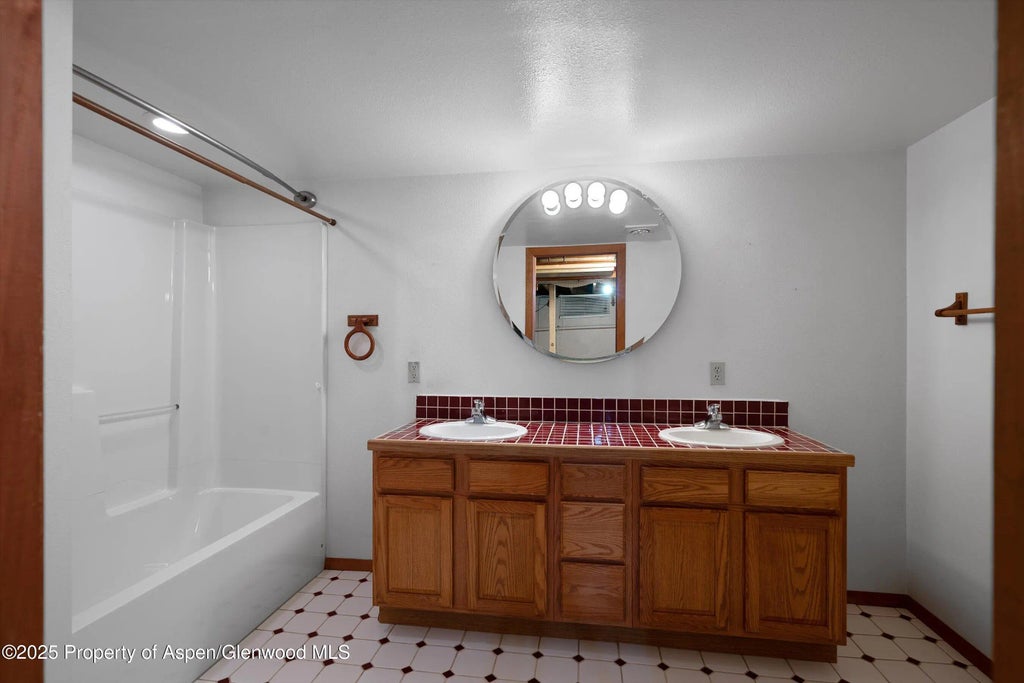 21 of 37 - 1717 Grand Avenue, Glenwood Springs, CO