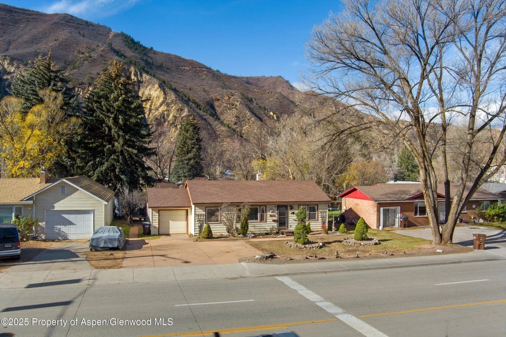 34 of 37 - 1717 Grand Avenue, Glenwood Springs, CO