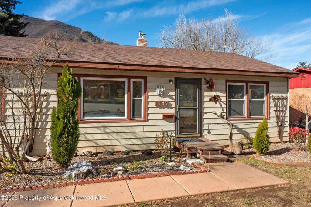 5 of 37 - 1717 Grand Avenue, Glenwood Springs, CO