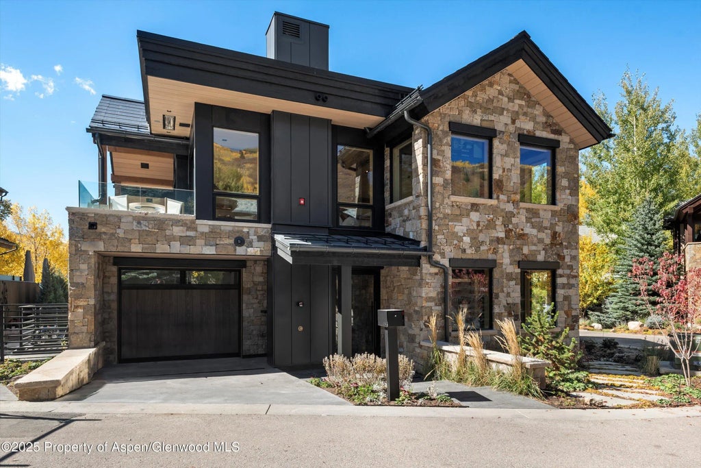 4 of 25 - 543 Walnut Street B, Aspen, CO