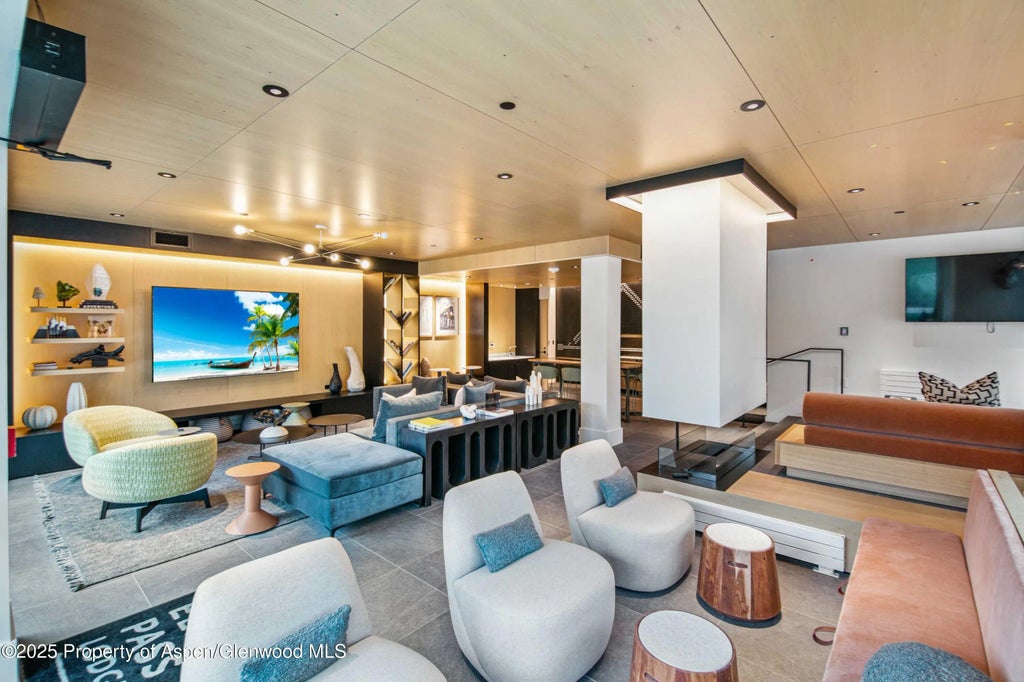 22 of 28 - 119 Wood Road 305, Snowmass Village, CO