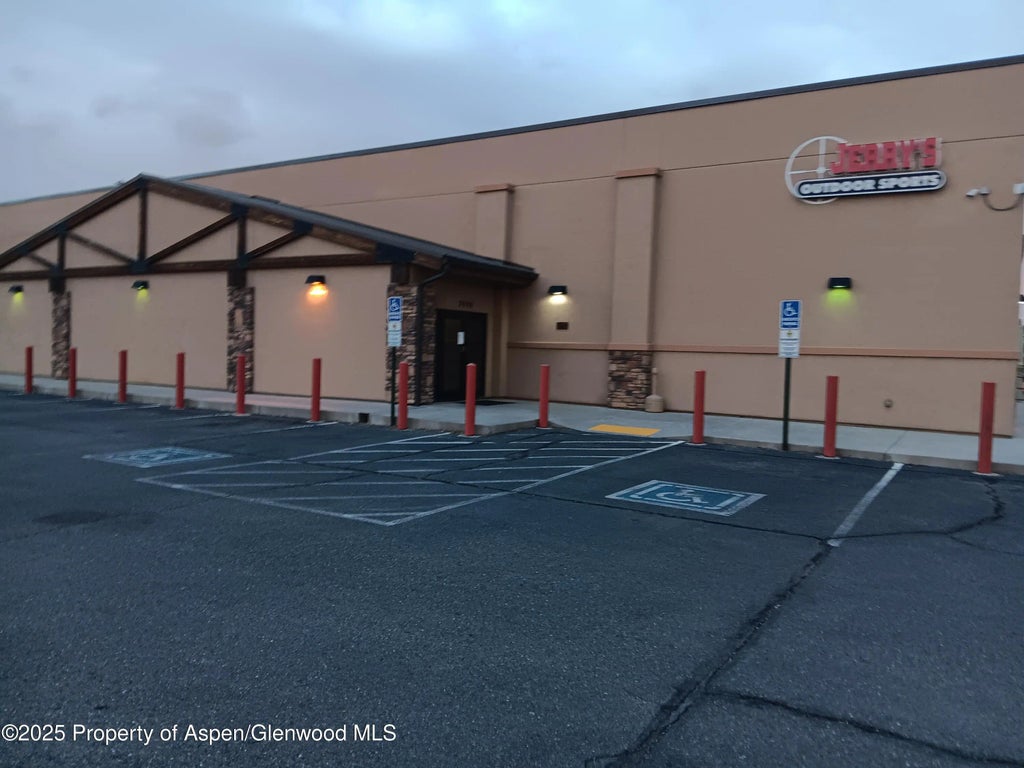3 of 3 - 2999 North Avenue, Grand Junction, CO