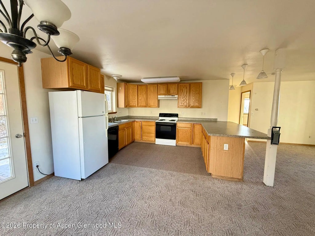 5 of 12 - 1333 E Victory Way, Craig, CO