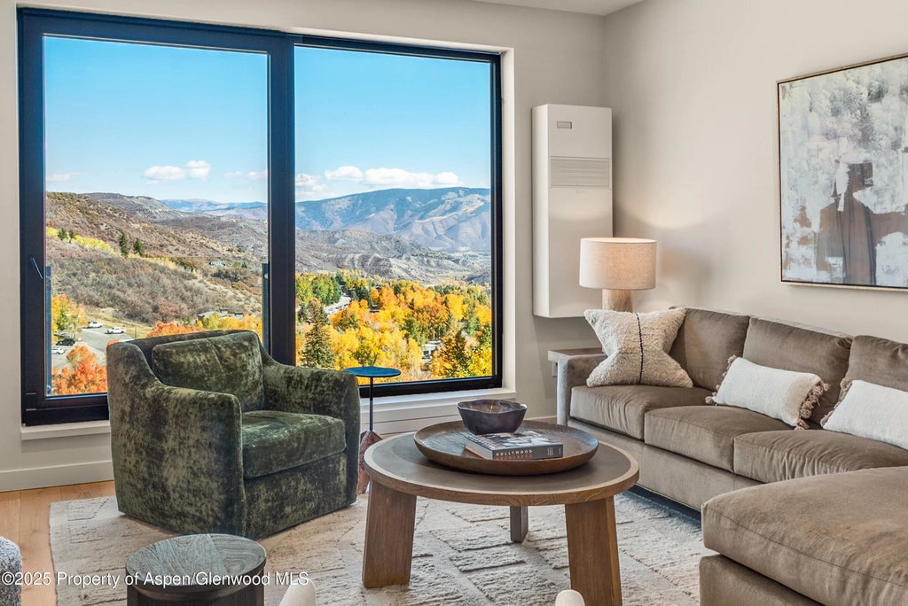 2 of 17 - 119 Wood Road 404, Snowmass Village, CO