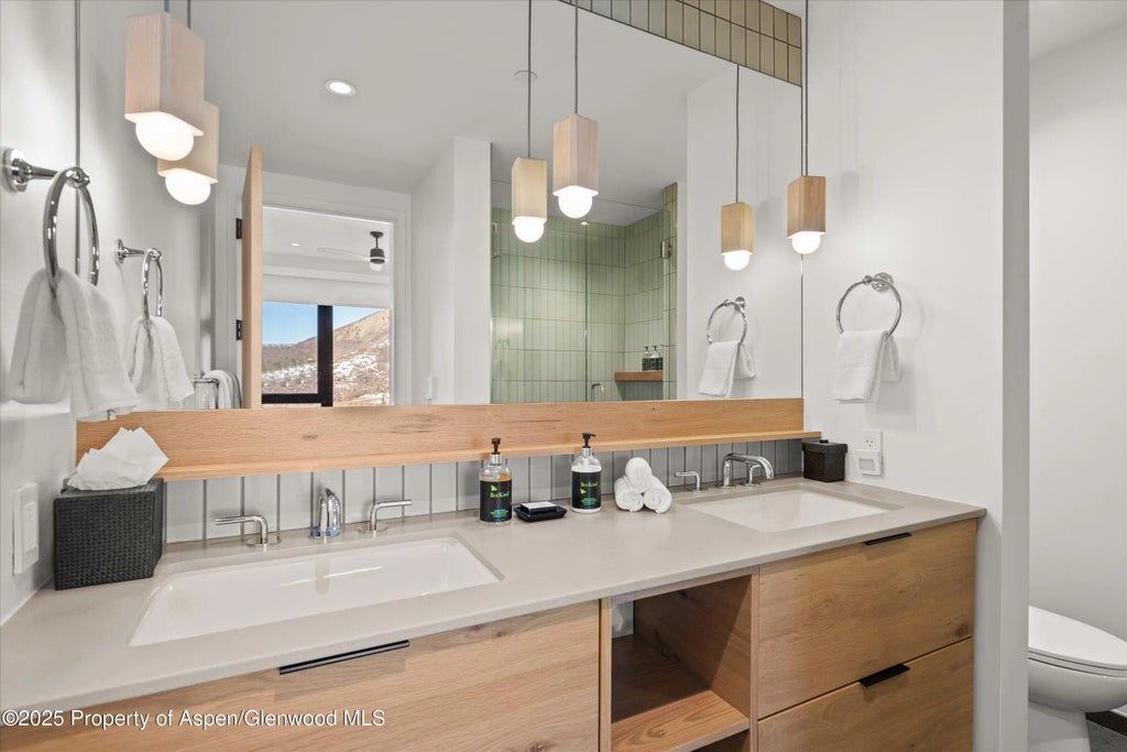 7 of 30 - 119 Wood Road 206, Snowmass Village, CO