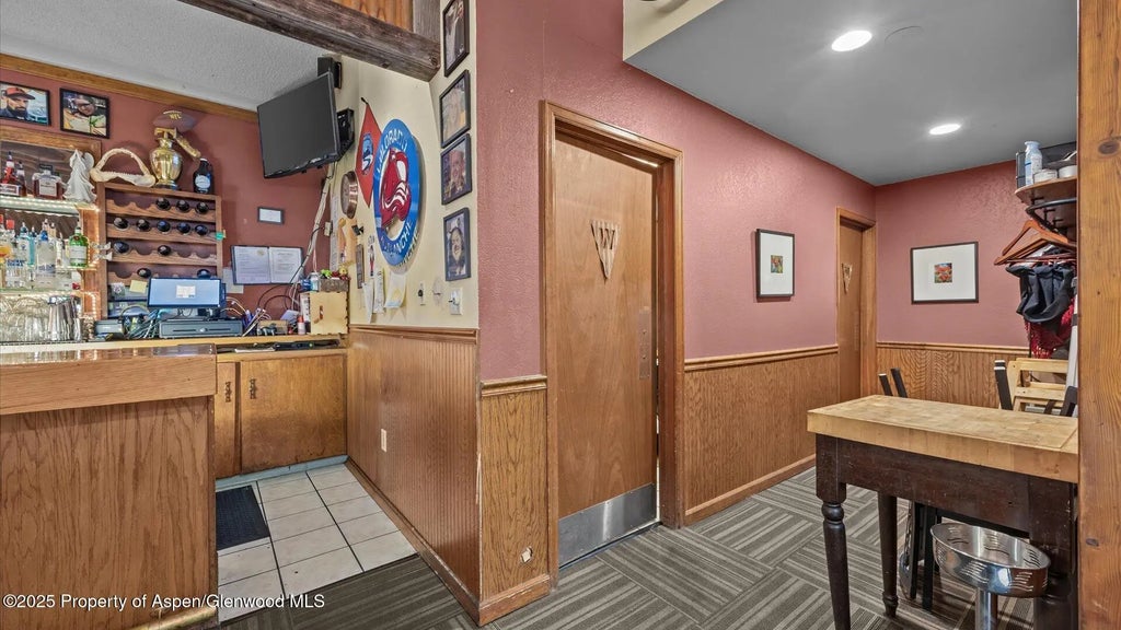 26 of 42 - 412 Park Avenue, Rifle, CO