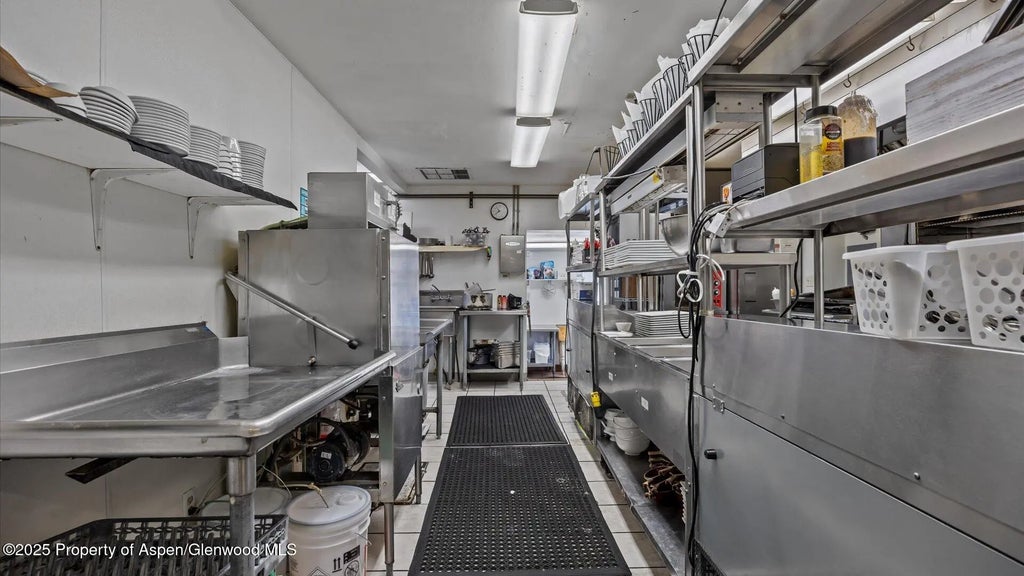 30 of 42 - 412 Park Avenue, Rifle, CO