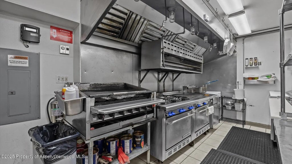 32 of 42 - 412 Park Avenue, Rifle, CO