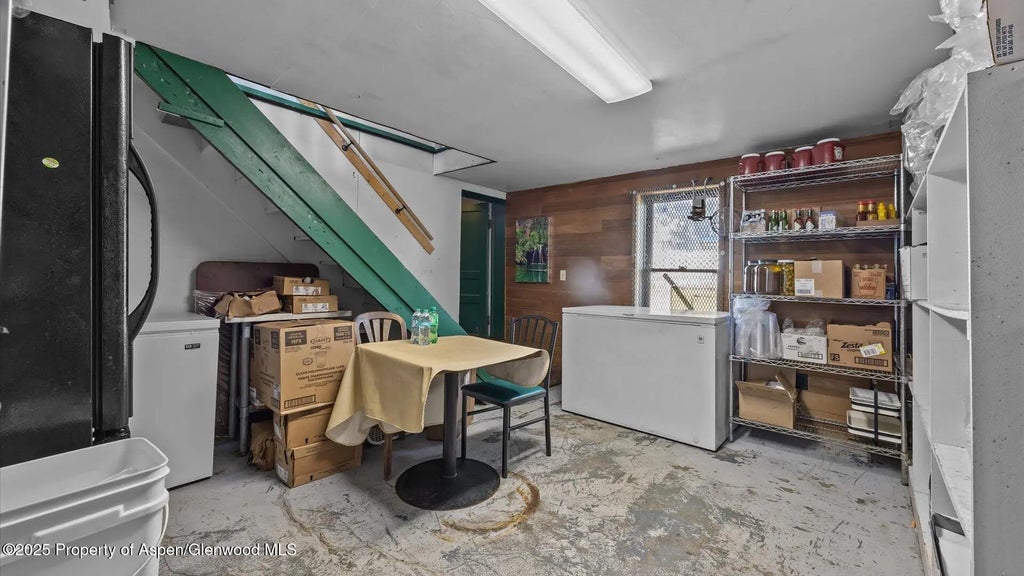 36 of 42 - 412 Park Avenue, Rifle, CO