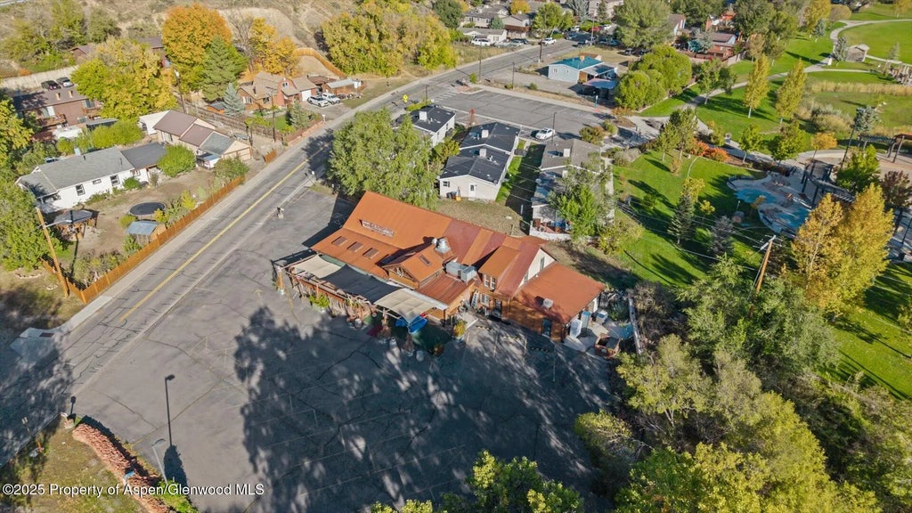 6 of 42 - 412 Park Avenue, Rifle, CO