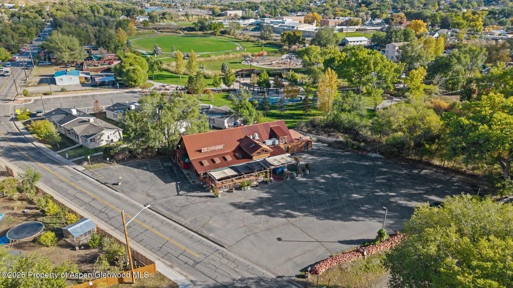 8 of 42 - 412 Park Avenue, Rifle, CO