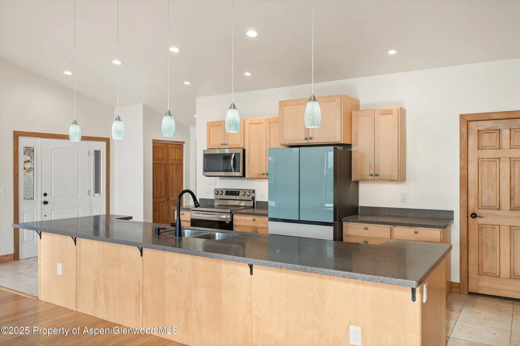 8 of 33 - 99 Elfin Place, Glenwood Springs, CO