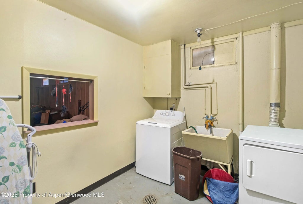 17 of 27 - 328 Park Drive, Glenwood Springs, CO