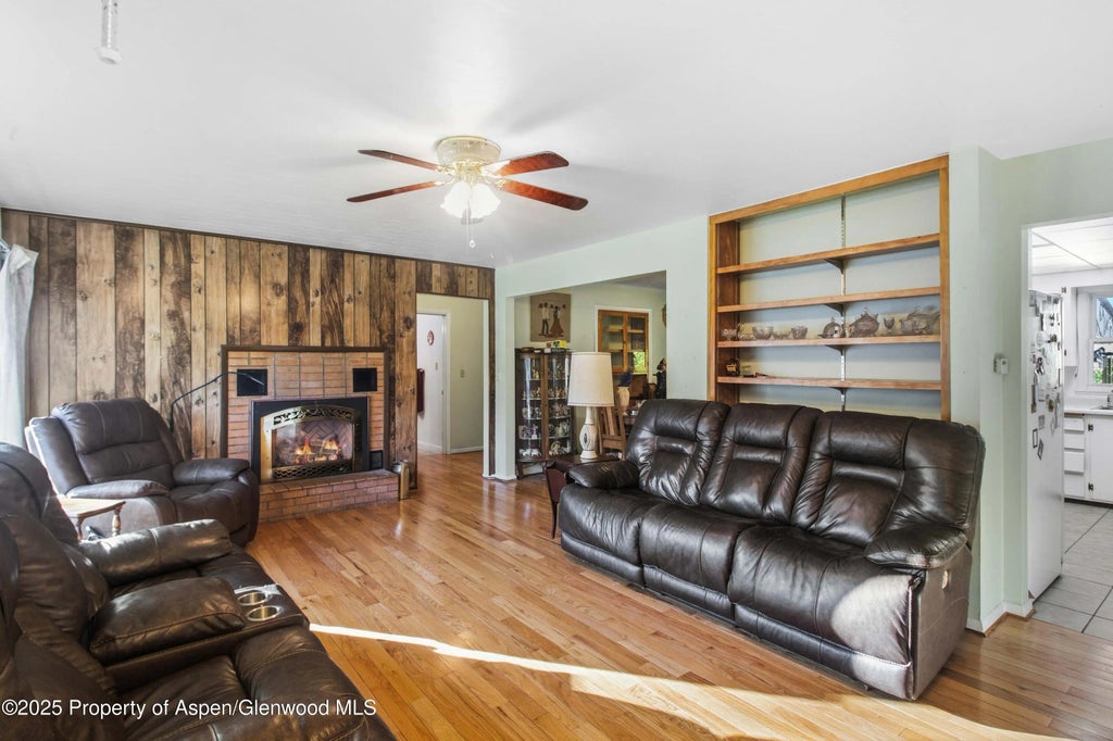 4 of 27 - 328 Park Drive, Glenwood Springs, CO