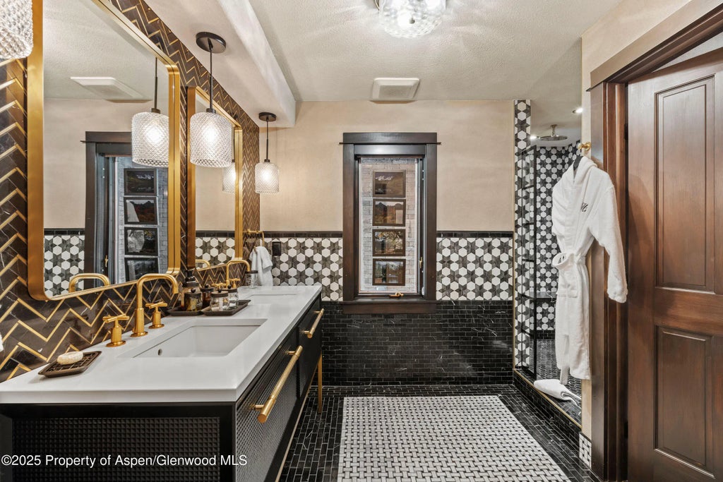 30 of 62 - 10 Little Highlands Way, Aspen, CO