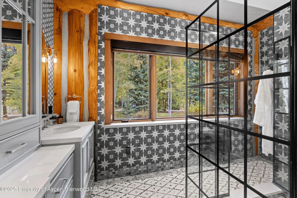 33 of 62 - 10 Little Highlands Way, Aspen, CO