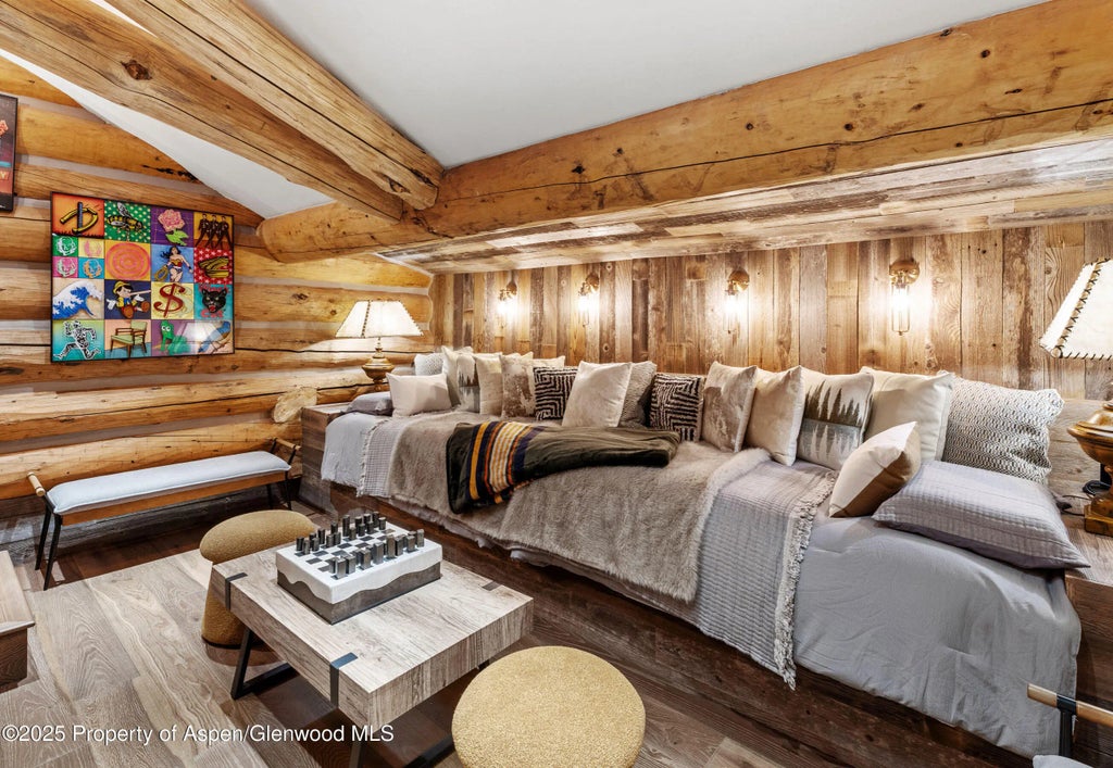 39 of 62 - 10 Little Highlands Way, Aspen, CO