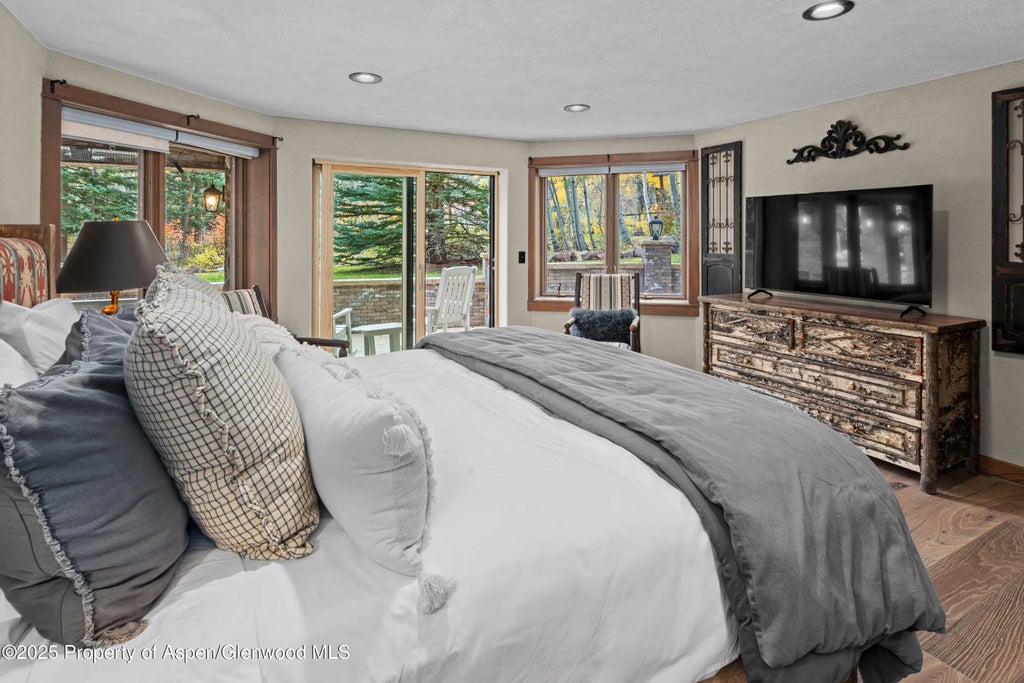 49 of 62 - 10 Little Highlands Way, Aspen, CO