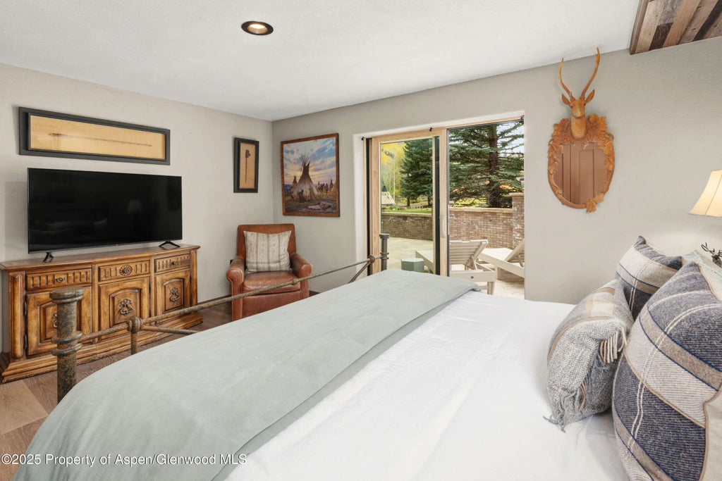 51 of 62 - 10 Little Highlands Way, Aspen, CO