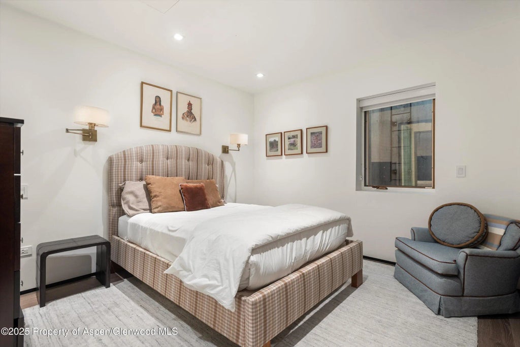 24 of 38 - 219 N Monarch Street, Aspen, CO