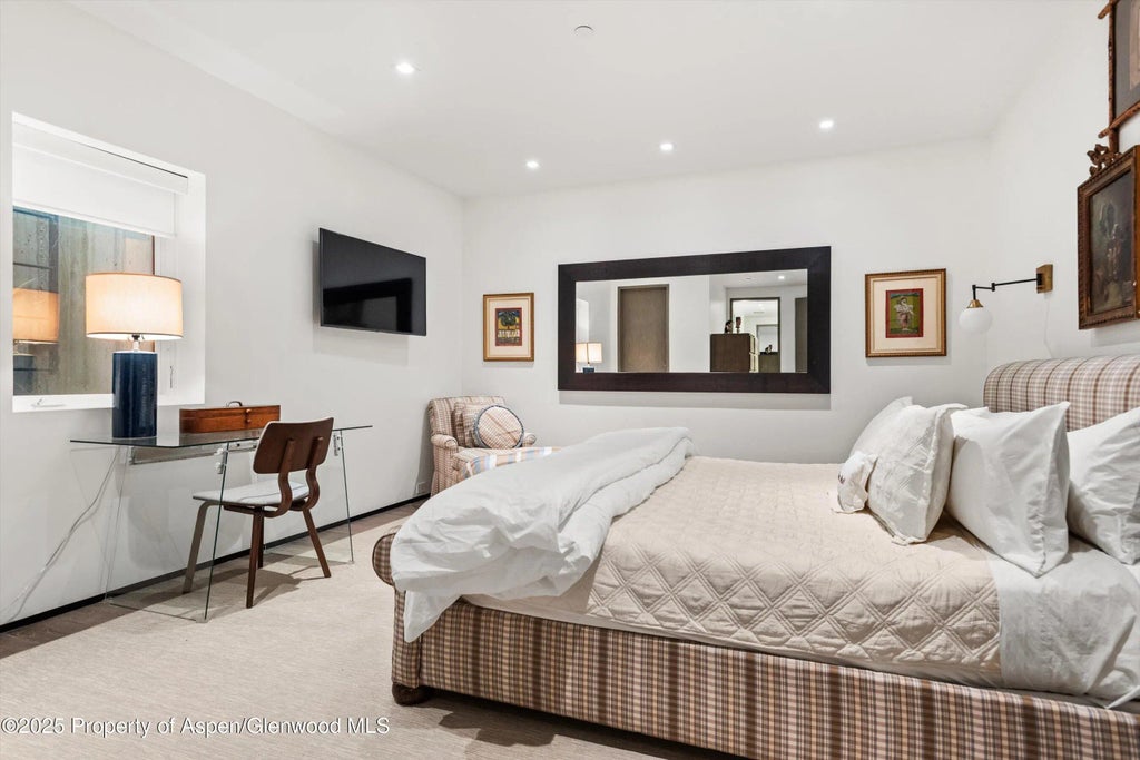 29 of 38 - 219 N Monarch Street, Aspen, CO