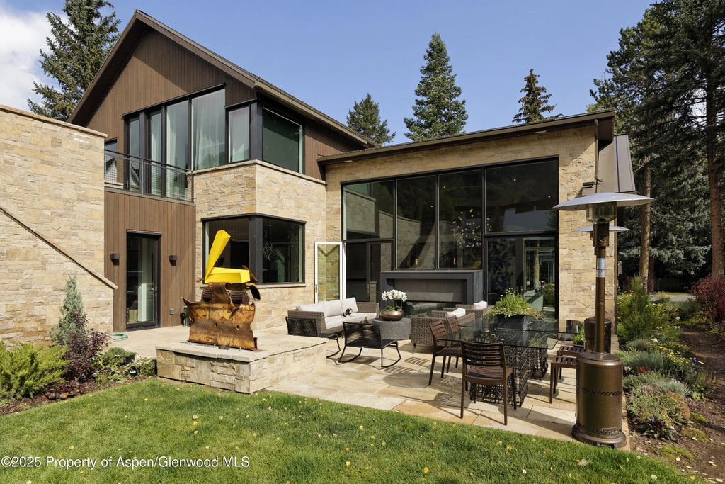 37 of 38 - 219 N Monarch Street, Aspen, CO