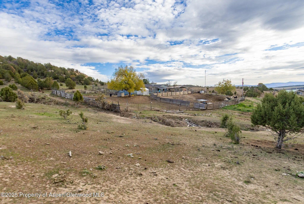 6322 County Road 7, Meeker