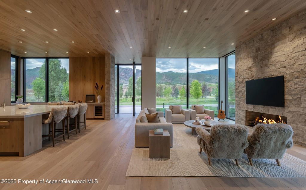 11 of 45 - 88 Clover Lane, Woody Creek, CO
