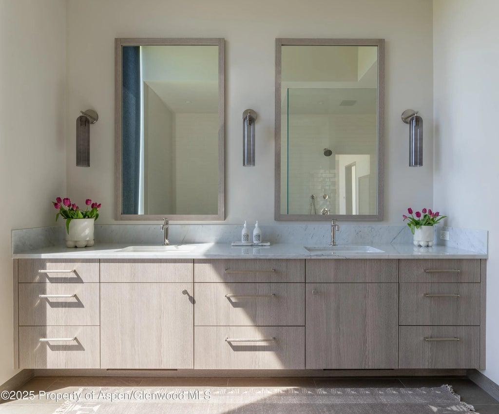 15 of 39 - 88 Clover Lane, Woody Creek, CO