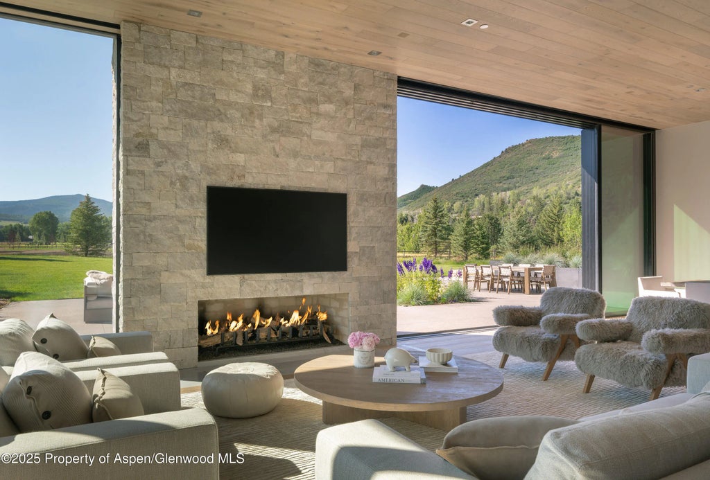 4 of 39 - 88 Clover Lane, Woody Creek, CO