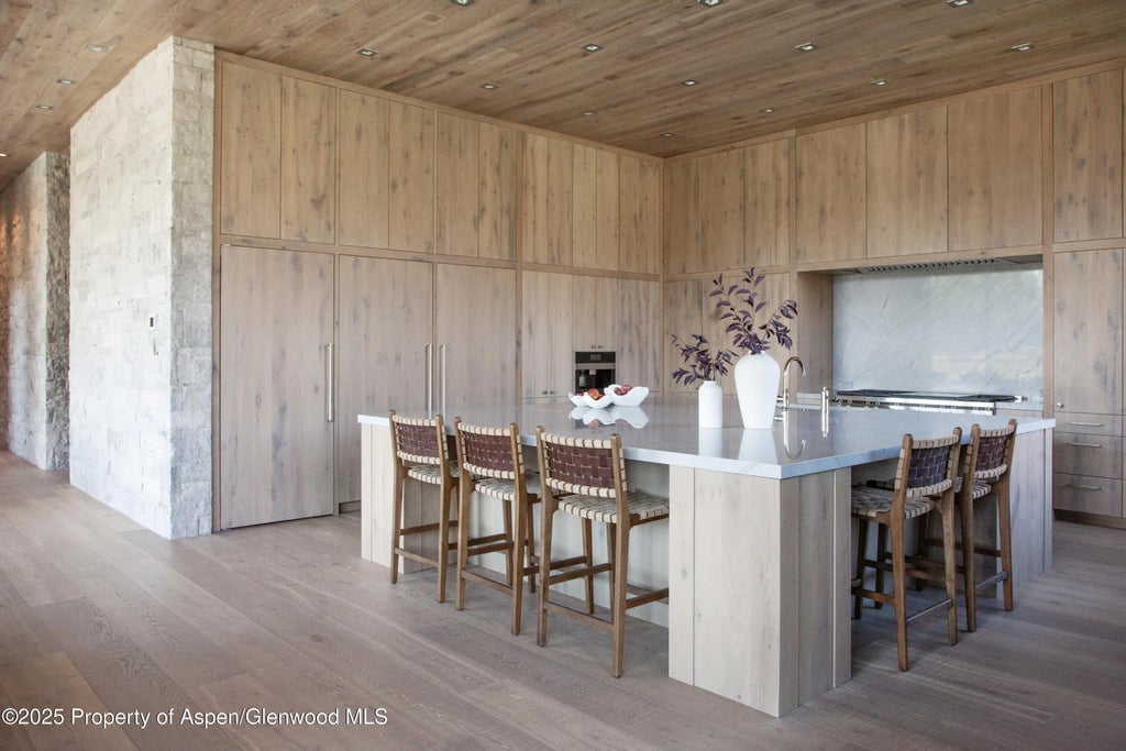 7 of 39 - 88 Clover Lane, Woody Creek, CO