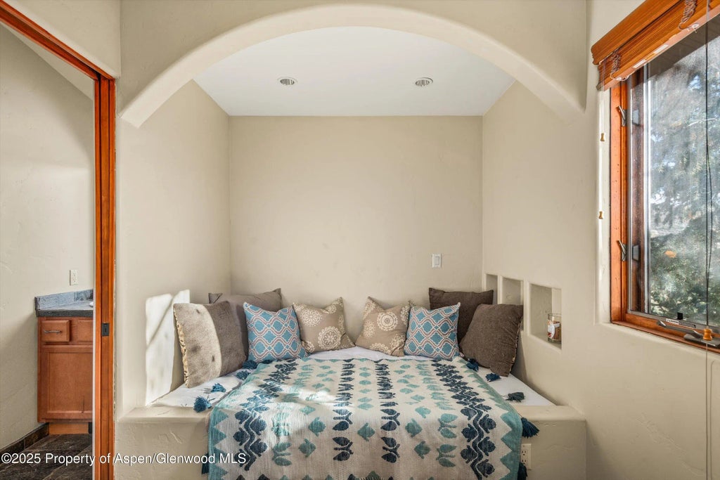 39 of 50 - 735 Green Meadow Drive, Carbondale, CO